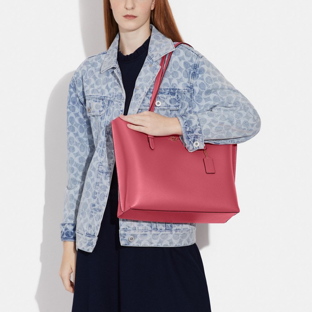 COACH®,Mollie Tote Bag,Leather,Tote,Belt,Gold Metal,Casual,,Detail View