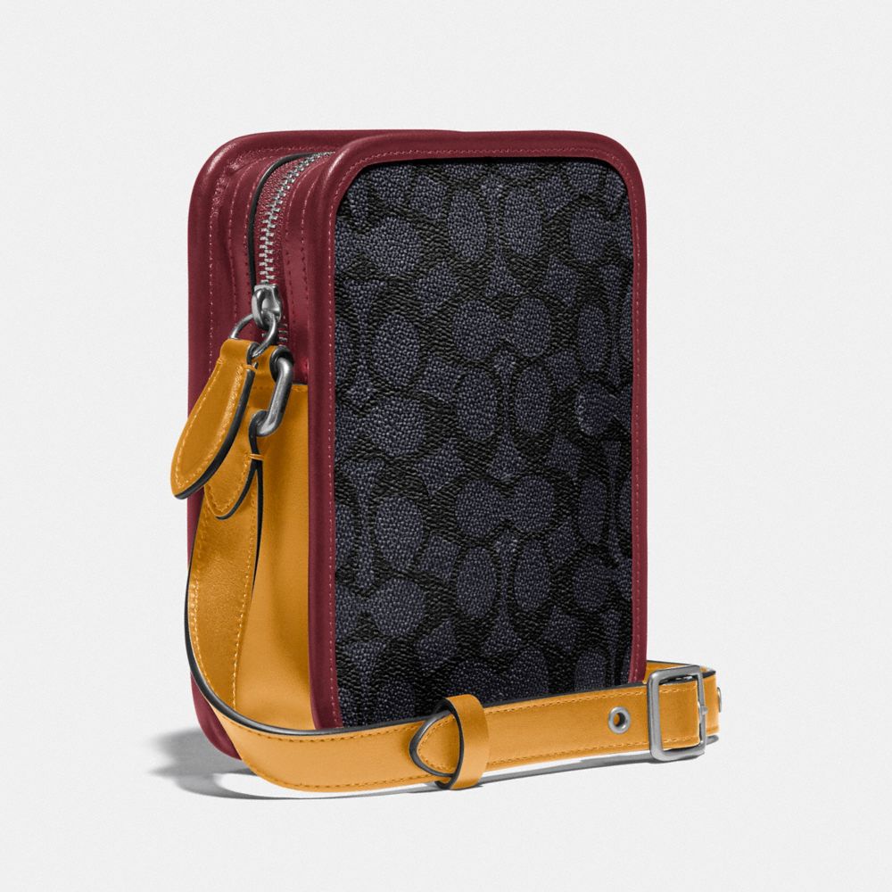 Zip Camera Bag In Signature Canvas