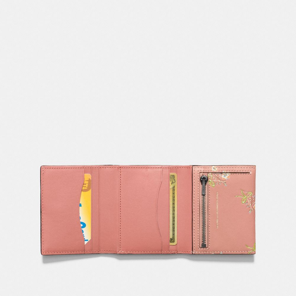 Coach small floral discount wallet