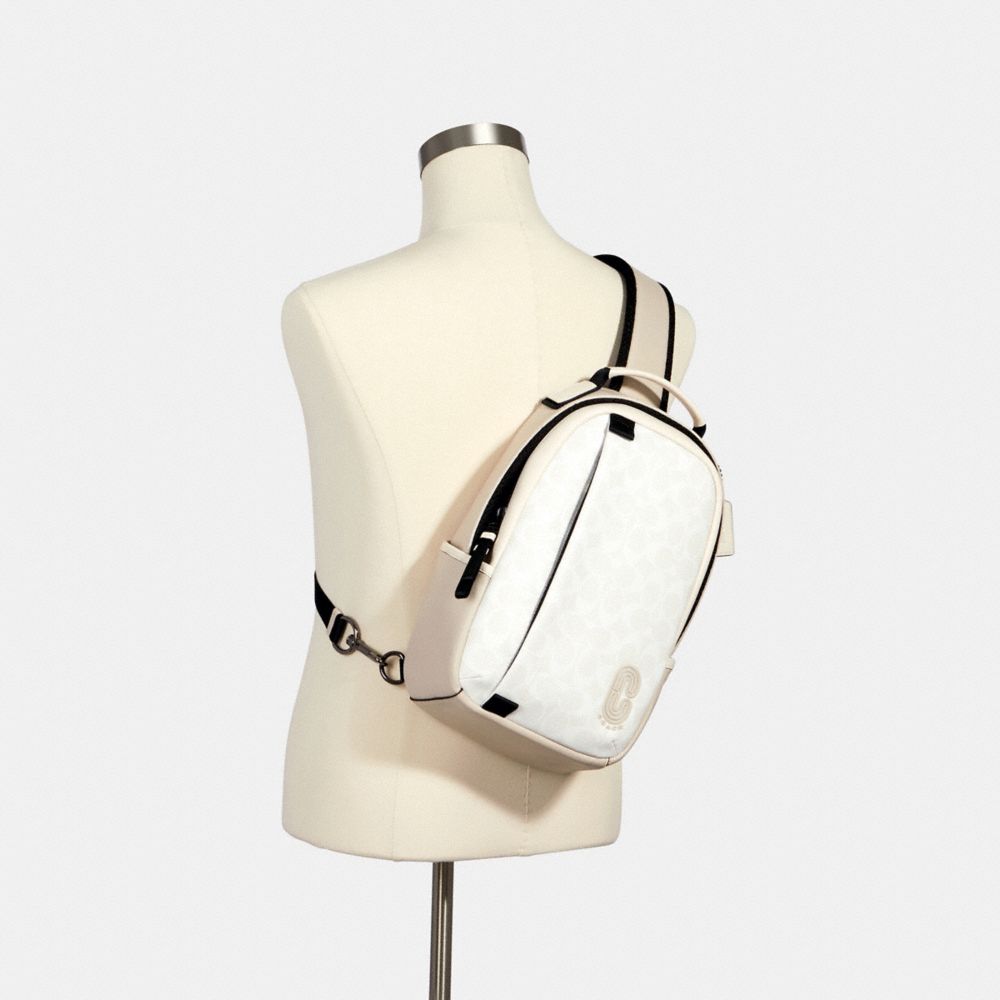 ホワイト☆COACH☆EDGE BELT BAG IN SIGNATURE CANVAS COACH® Outlet | Edge Belt Bag In Signature Canvas