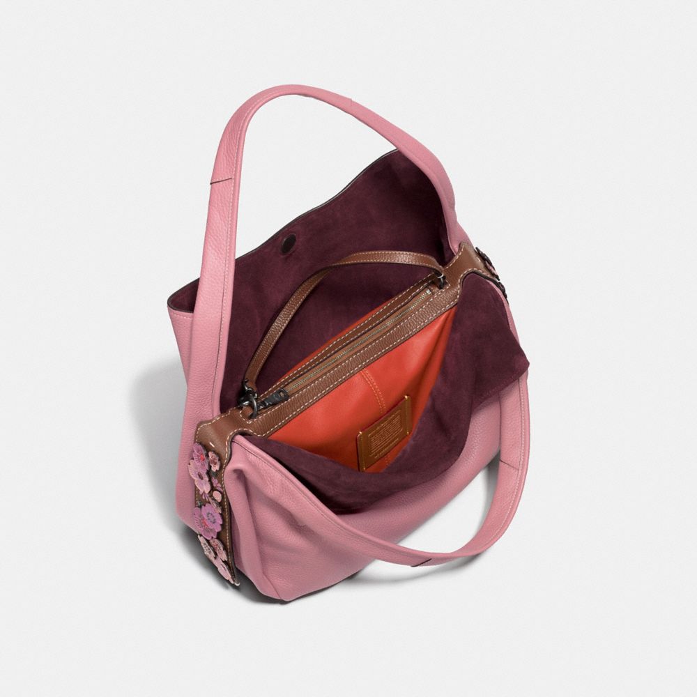 Bandit Hobo 39 With Tea Rose