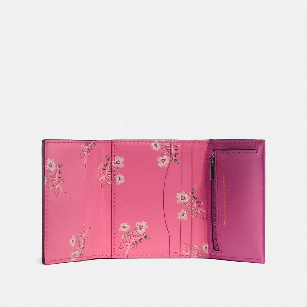 Coach floral best sale small wallet