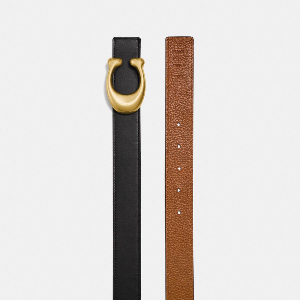 COACH®,C HARDWARE REVERSIBLE BELT, 32MM,Leather,Black/1941 Saddle,Angle View