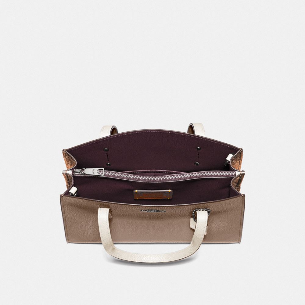 Charlie Carryall 28 avec détails en peau de serpent color block