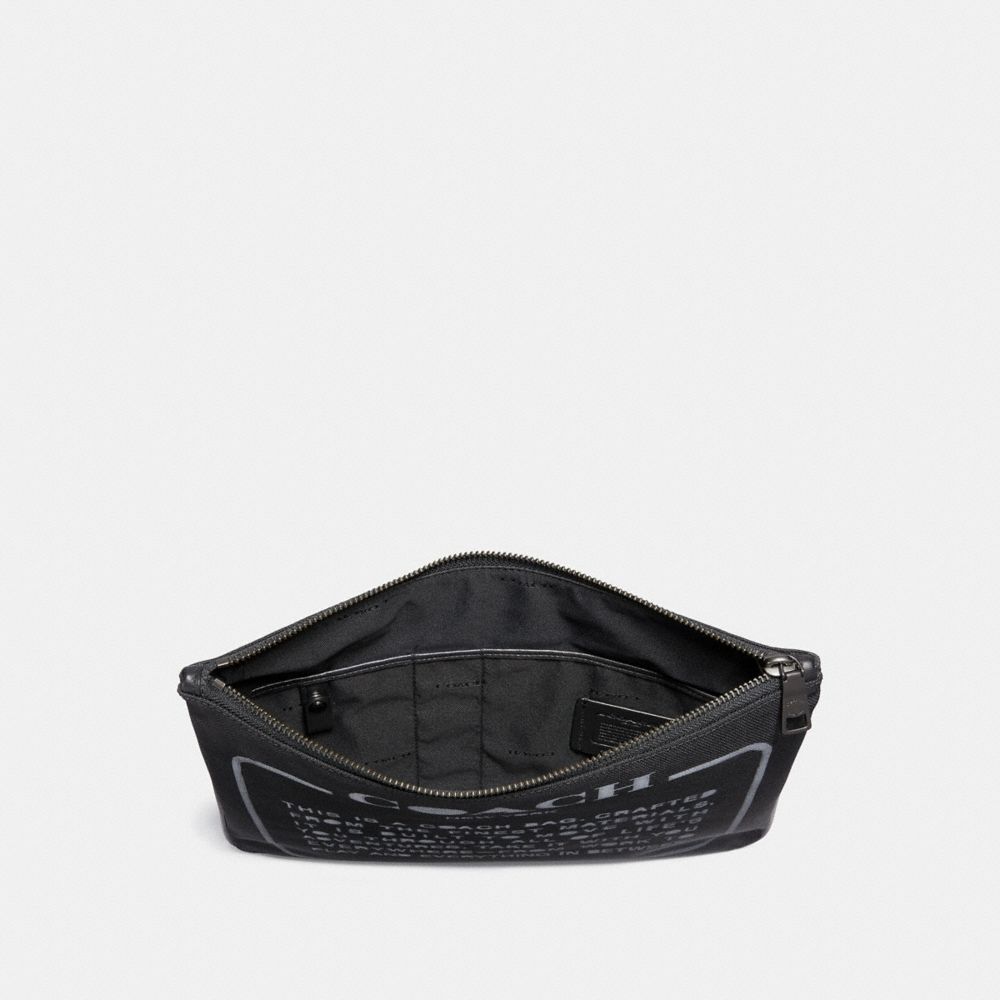 Large Multifunctional Pouch With Spray Storypatch