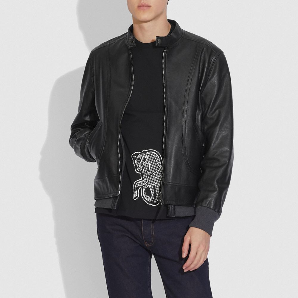 COACH®,VESTE EN CUIR RÉVERSIBLE COACH X CHAMPION,Cuir,Noir,Scale View