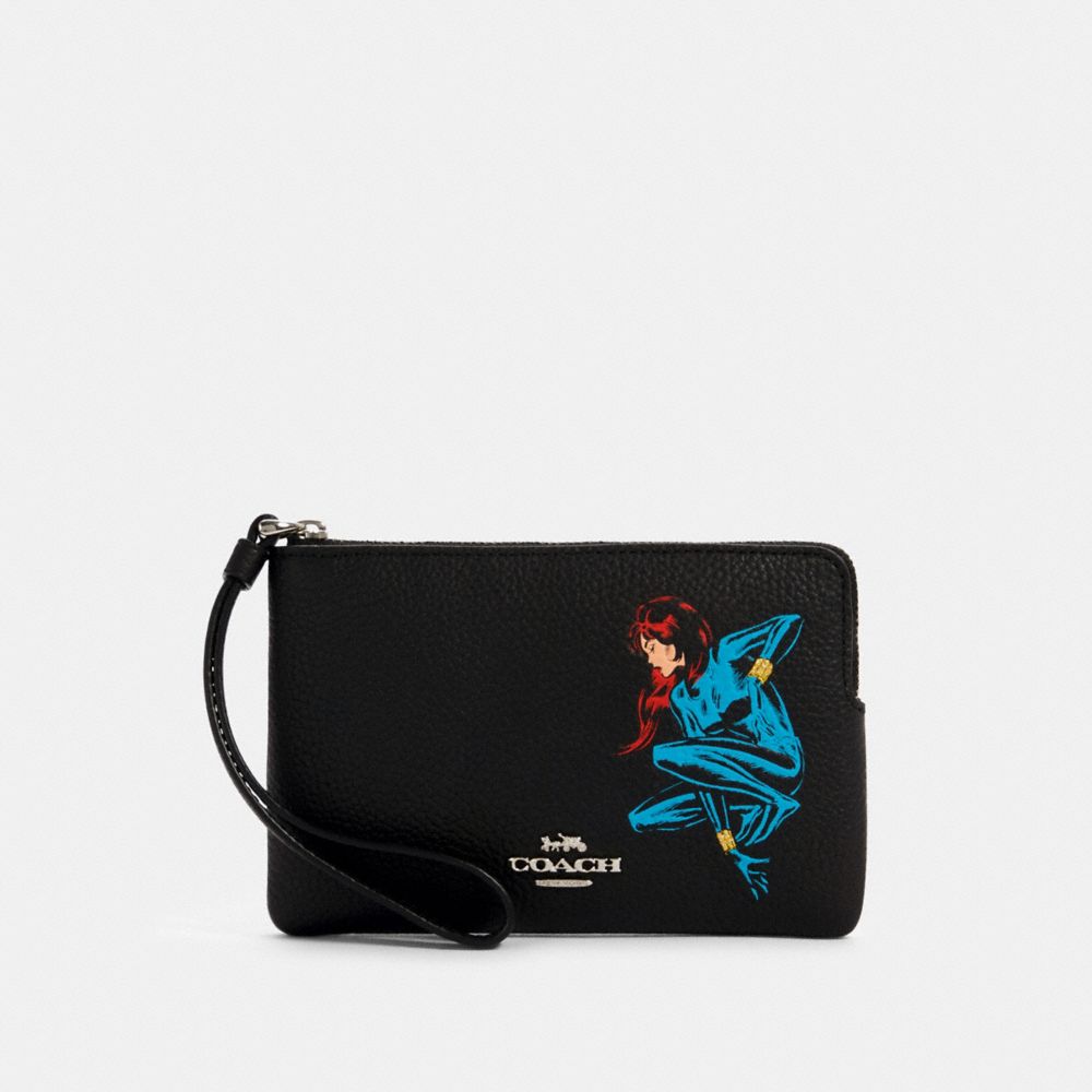 Coach │ Wristlet Marvel à zip en coin avec veuve noire