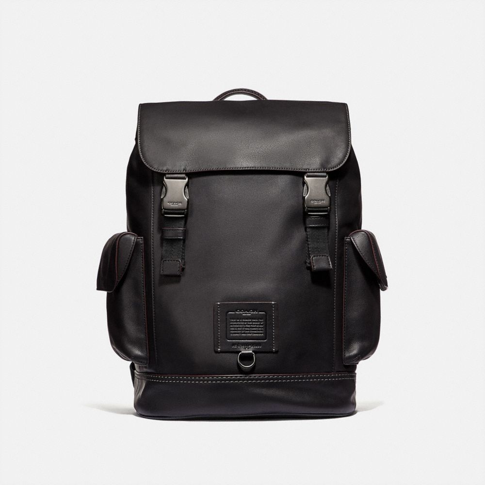 walaweh 🇲🇾 on X: Ismail Izzani Bag  COACH Rivington Backpack in  Signature Canvas #ismailizzani #coach #backpack #mensfashion #menswear  #whatmenwear #malaysia  / X