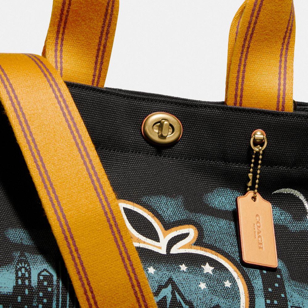 COACH®: Tote 34 With Skyline Big Apple Camp Print