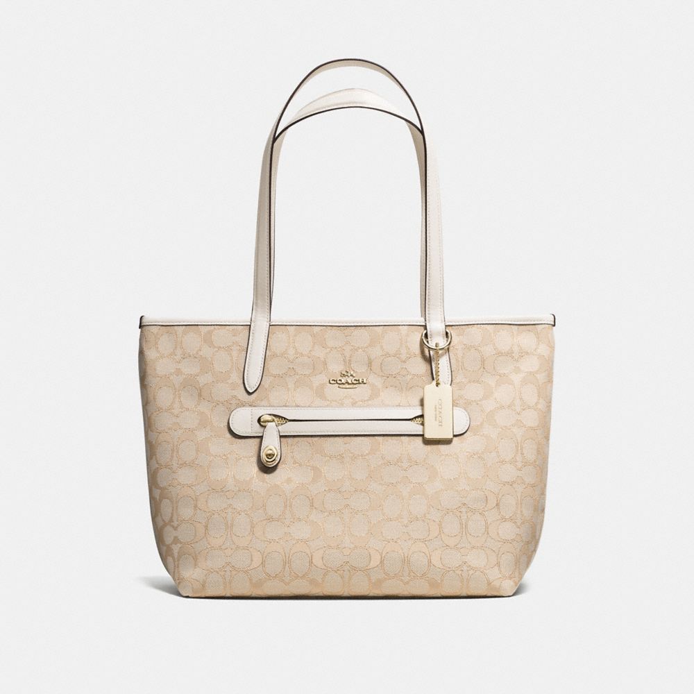 Coach taylor tote 2025 in signature jacquard