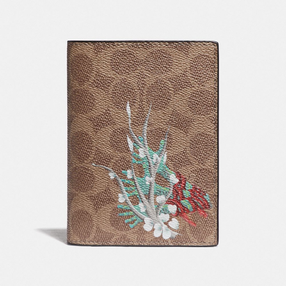 Passport Case In Signature Canvas By Gianni Lee