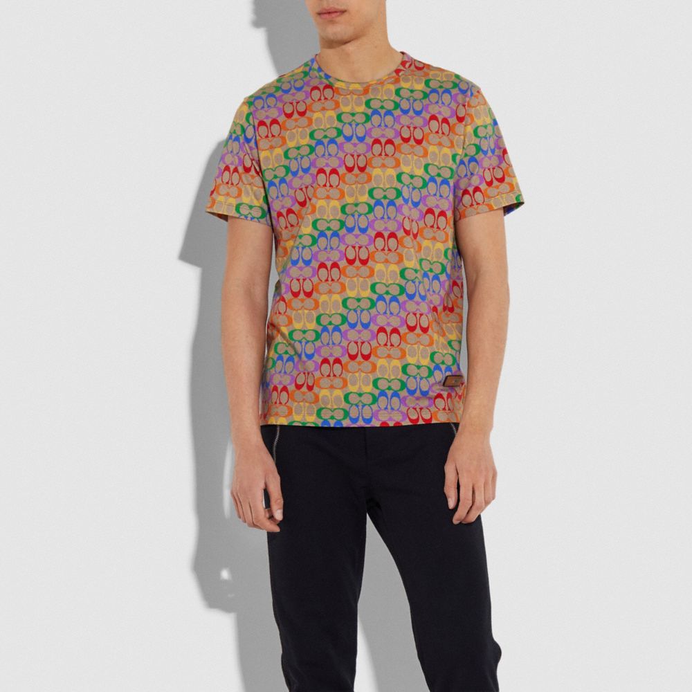 Tee discount shirt rainbow