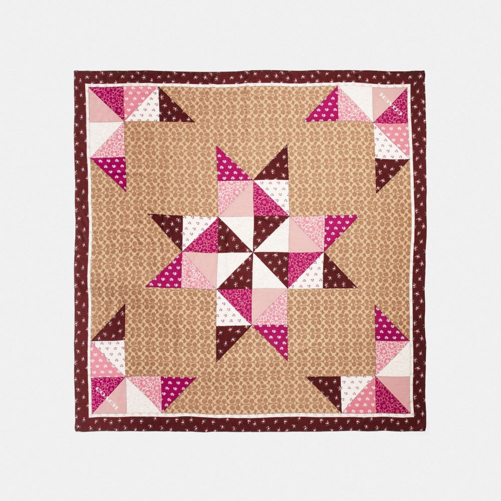 Écharpe carrée oversize à patchwork emblématique