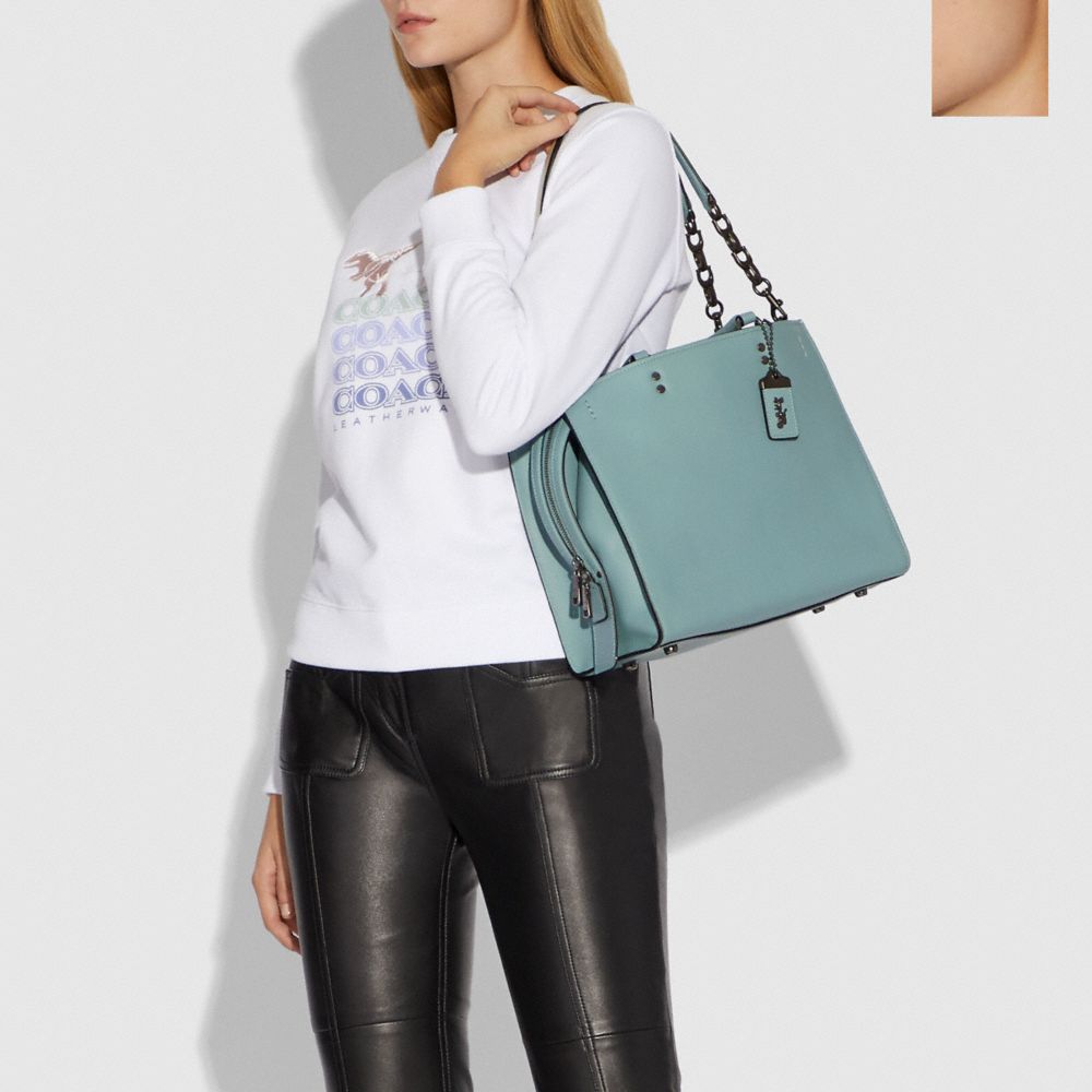 Rogue Bag With Signature Chain