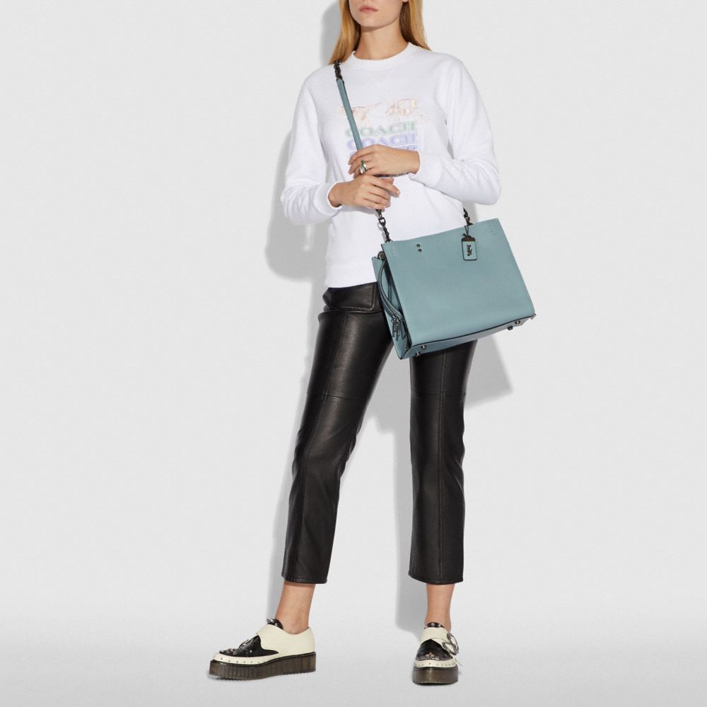 Rogue Bag With Signature Chain