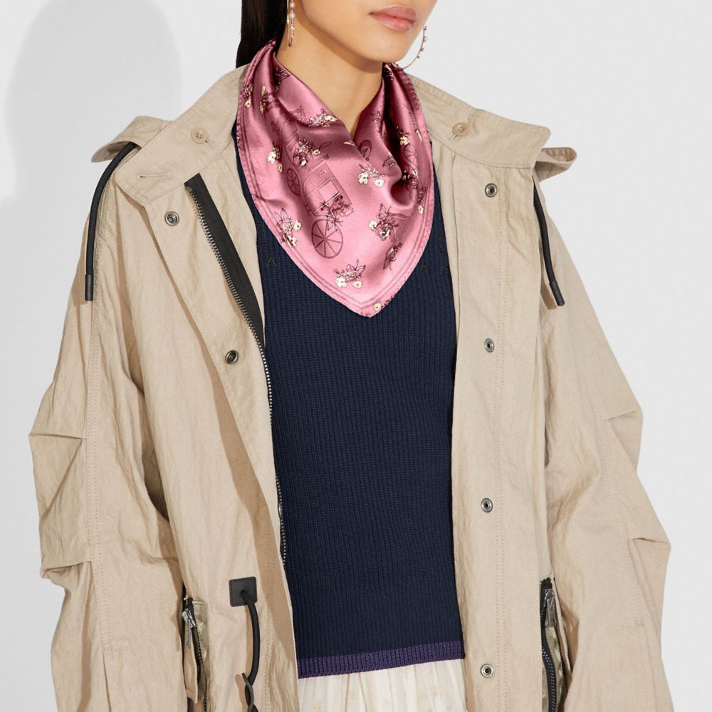 Foulard losange en soie cheval et calèche