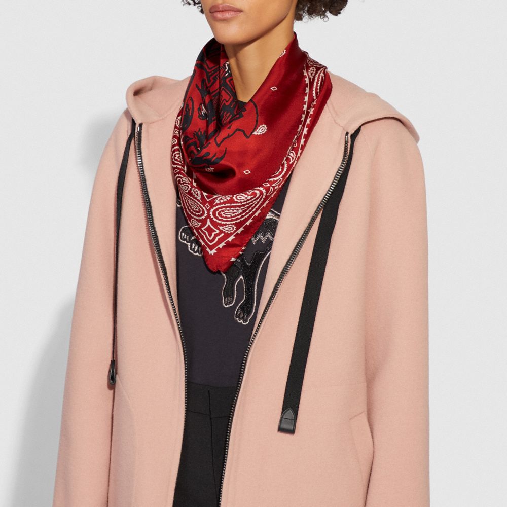 écharpe Carré En Soie Nouvel An Lunaire à Motif Cochon