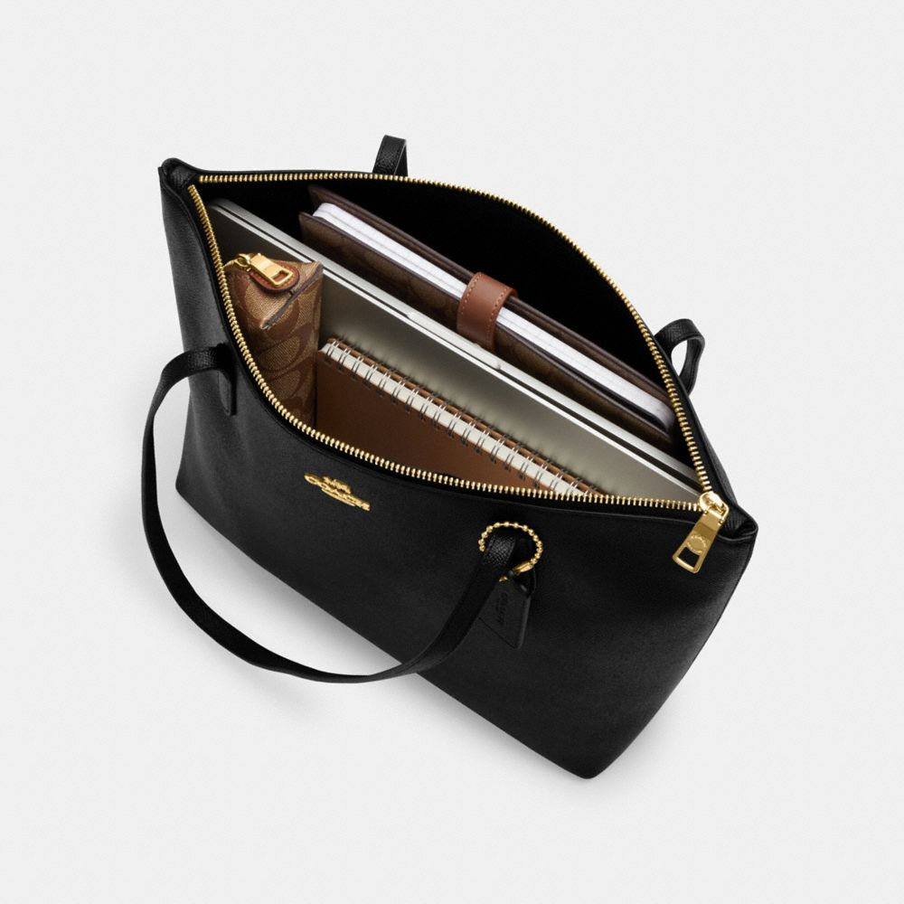 Clear Handbags & More Small Black Zipper Pouch