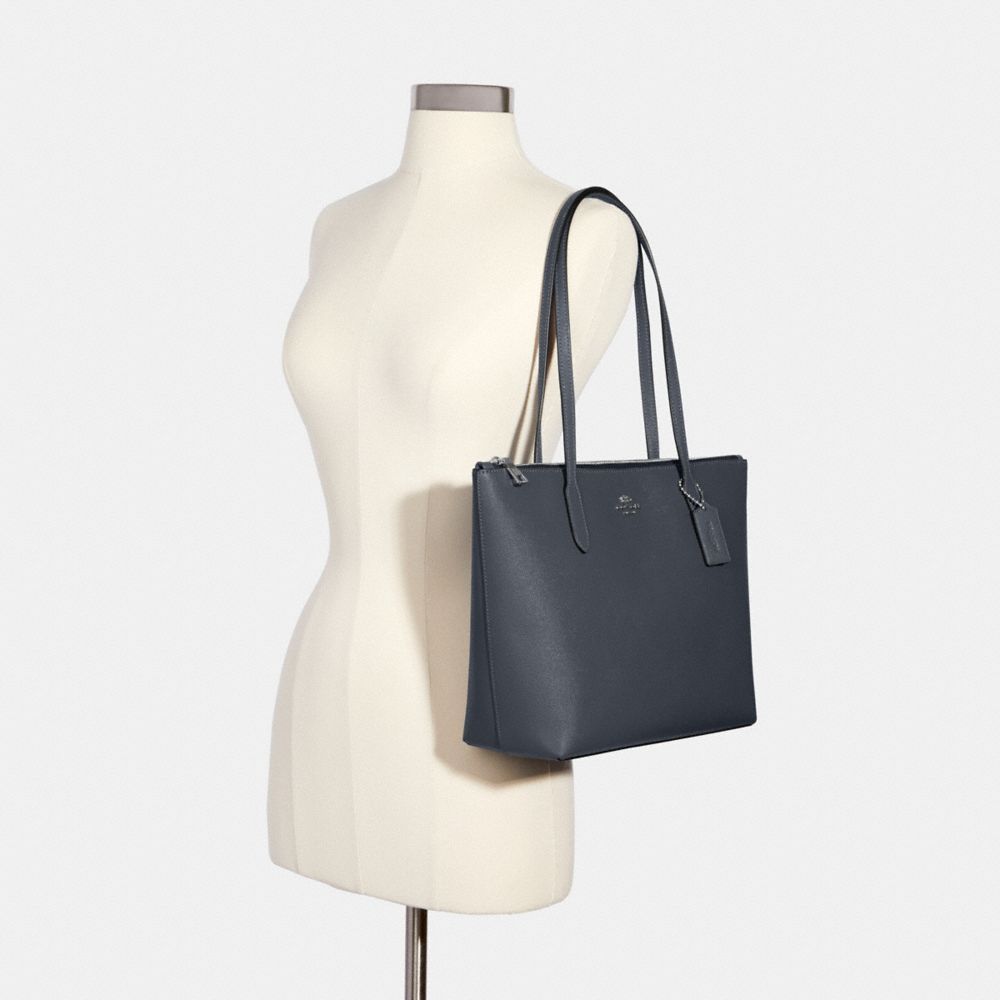 Coach may tote online midnight