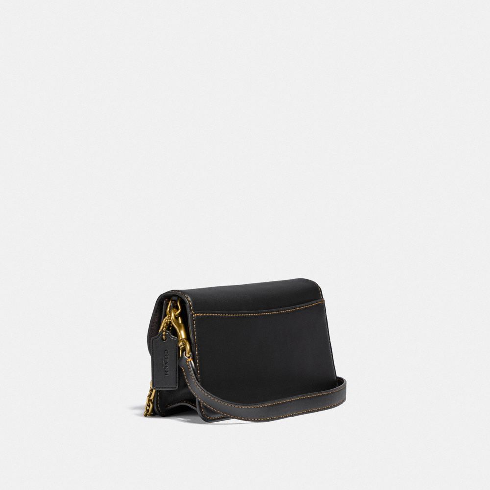 Ottone/Nero,Vista angolare