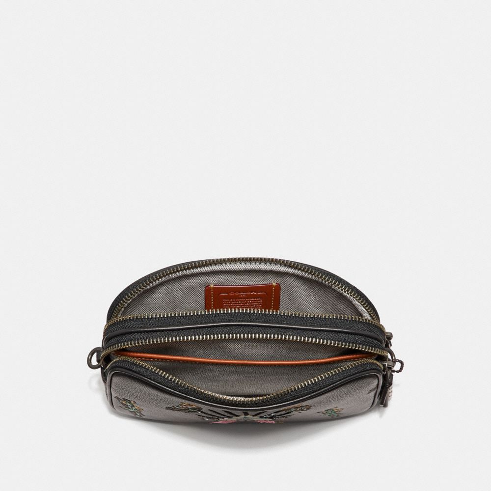 Coach sadie crossbody clutch hot sale black