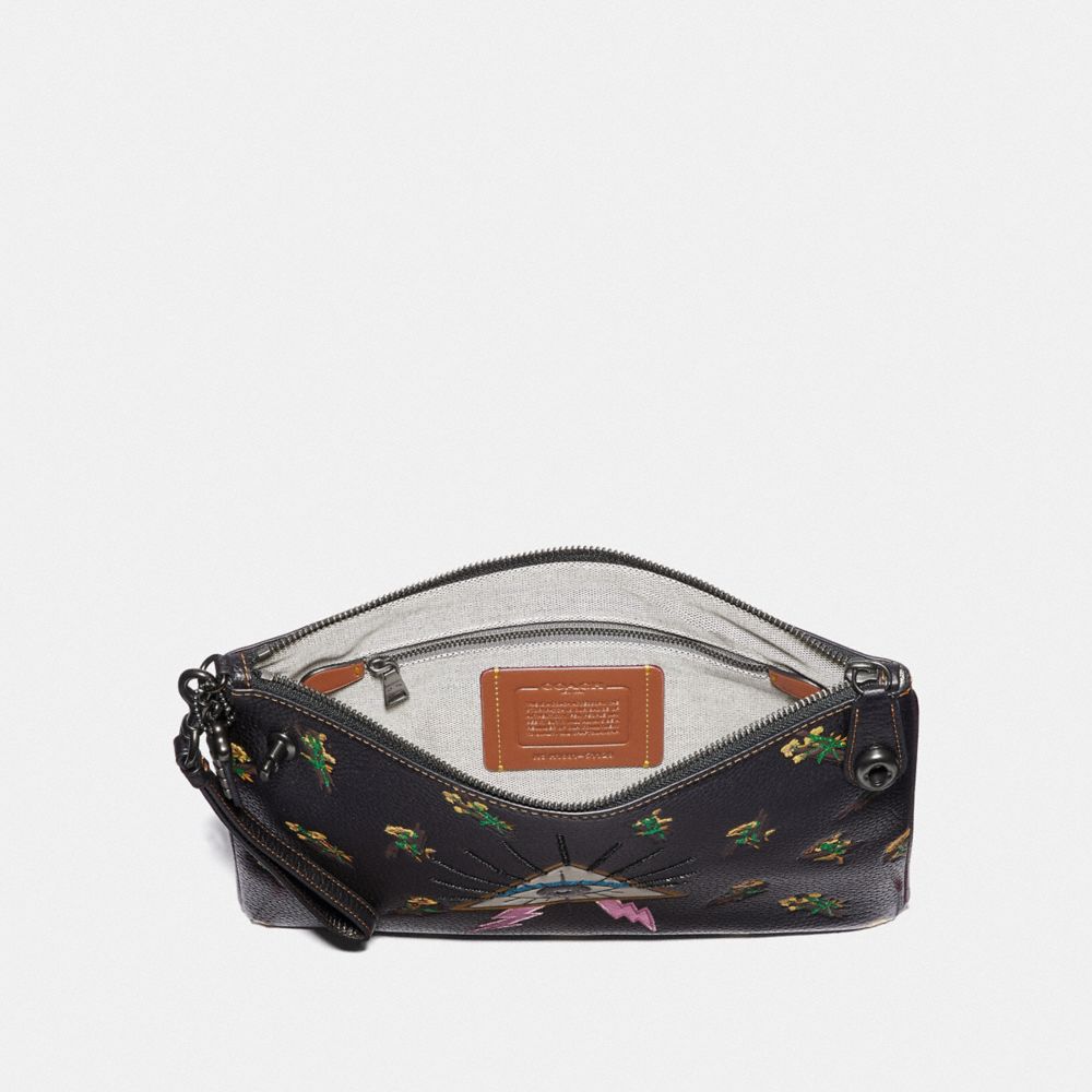 Turnlock Wristlet 30 With Pyramid Eye