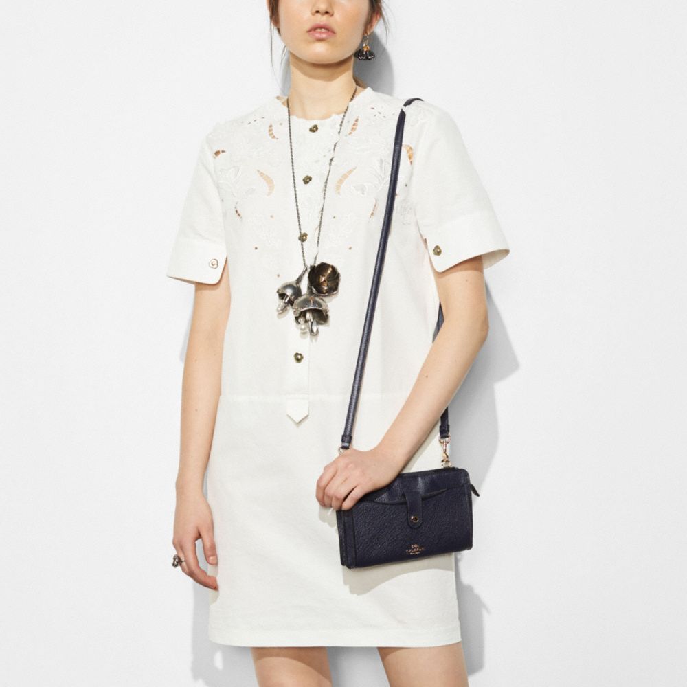 COACH®,Cuir galet poli,Mini,Or Clair/Bleu Marine,Detail View