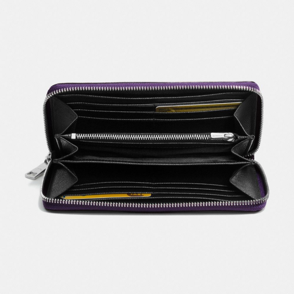 Accordion Zip Wallet In Crossgrain Leather