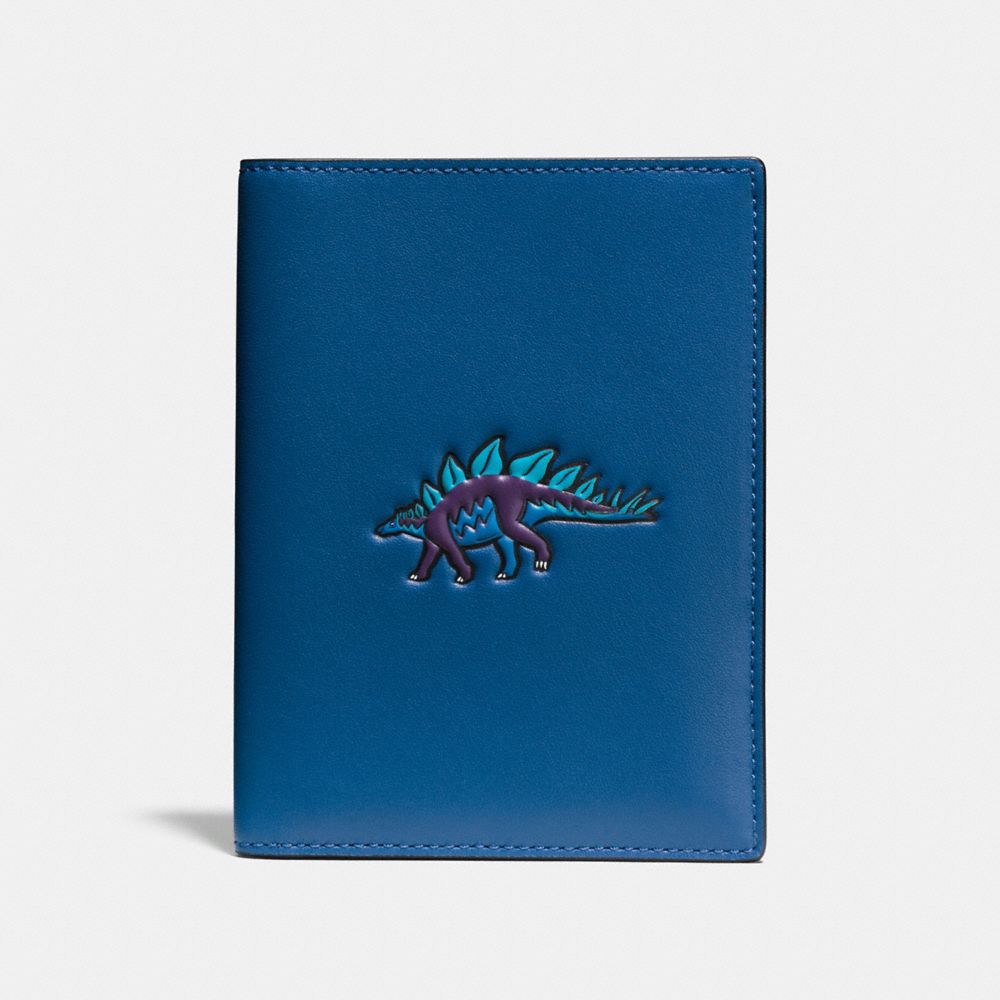 COACH®,Coach Beast Passport Case In Glovetanned Leather,,Front View