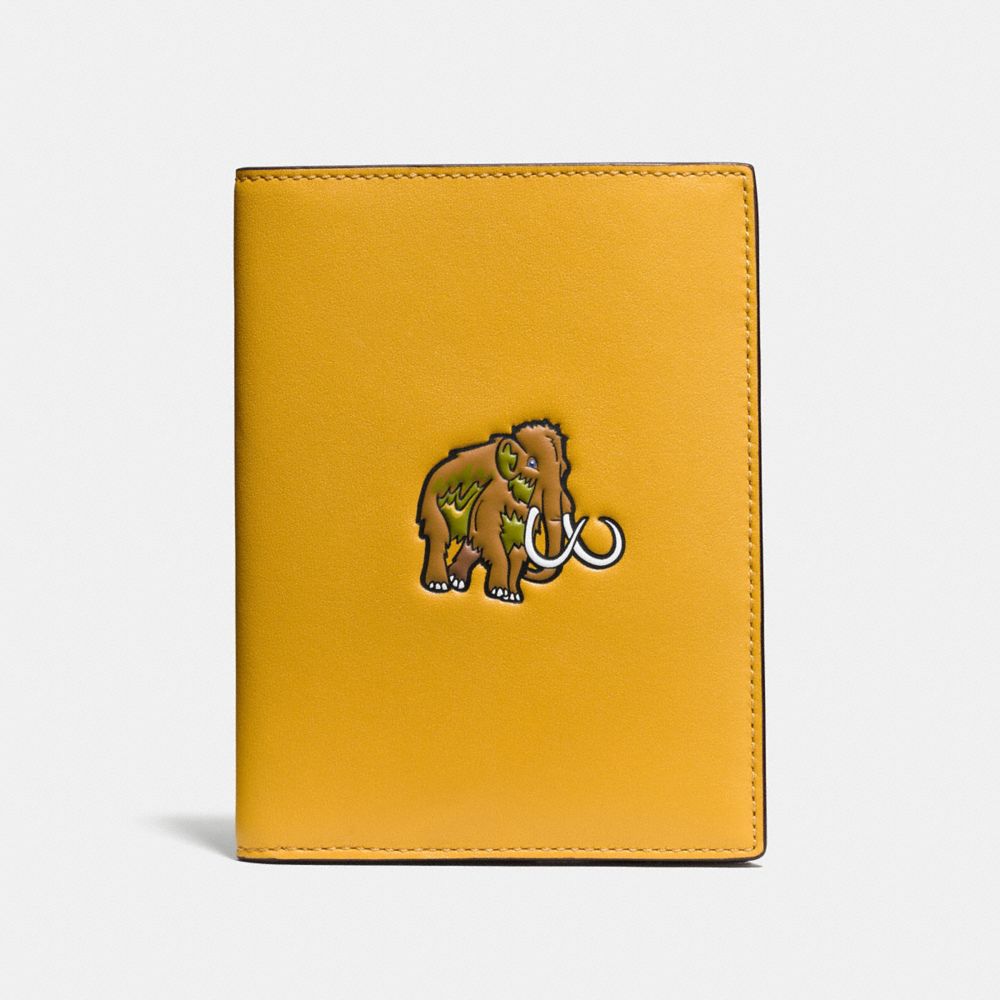 COACH®,COACH BEAST PASSPORT CASE IN GLOVETANNED LEATHER,Leather,FLAX,Front View