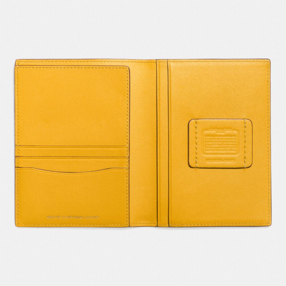 COACH®,COACH BEAST PASSPORT CASE IN GLOVETANNED LEATHER,Leather,FLAX,Inside View,Top View