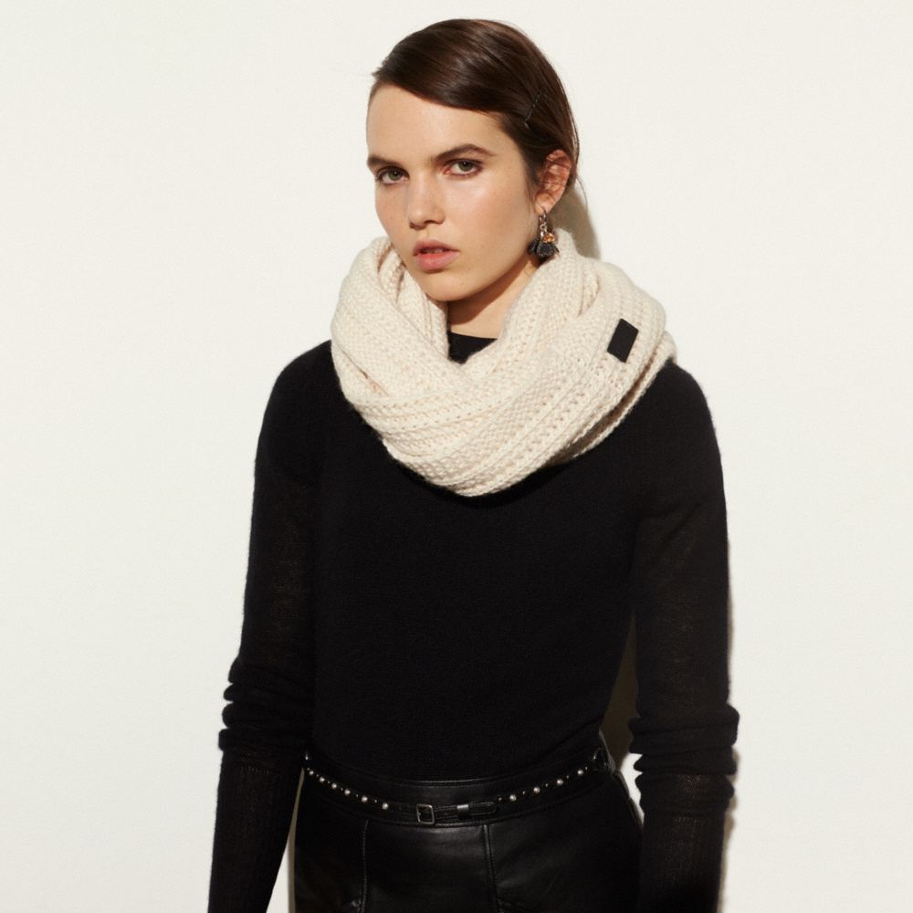 New Chunky Knit Infinity Scarf