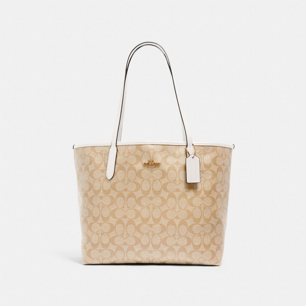 COACH®,CITY TOTE BAG IN SIGNATURE CANVAS,Signature Canvas,X-Large,Everyday,Gold/Light Khaki Chalk,Front View