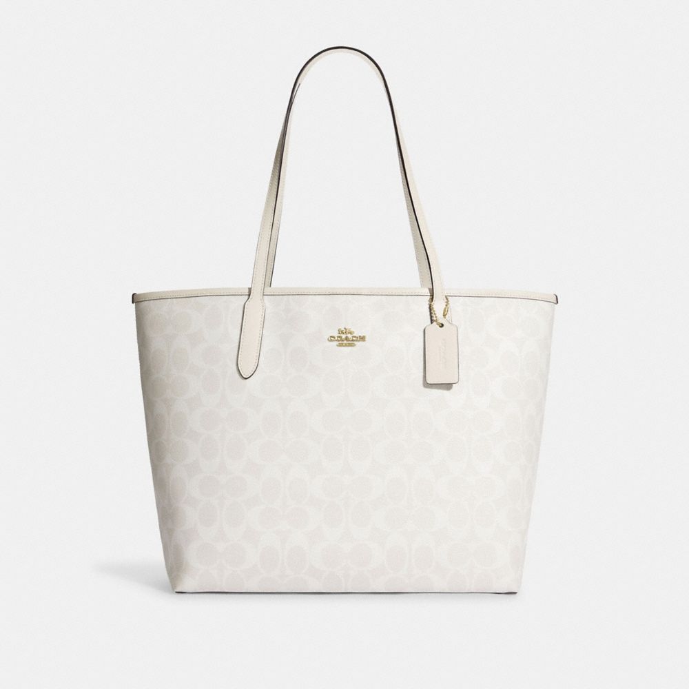 COACH®,CITY TOTE BAG IN SIGNATURE CANVAS,Signature Canvas,X-Large,Everyday,Gold/Chalk/Glacierwhite,Front View