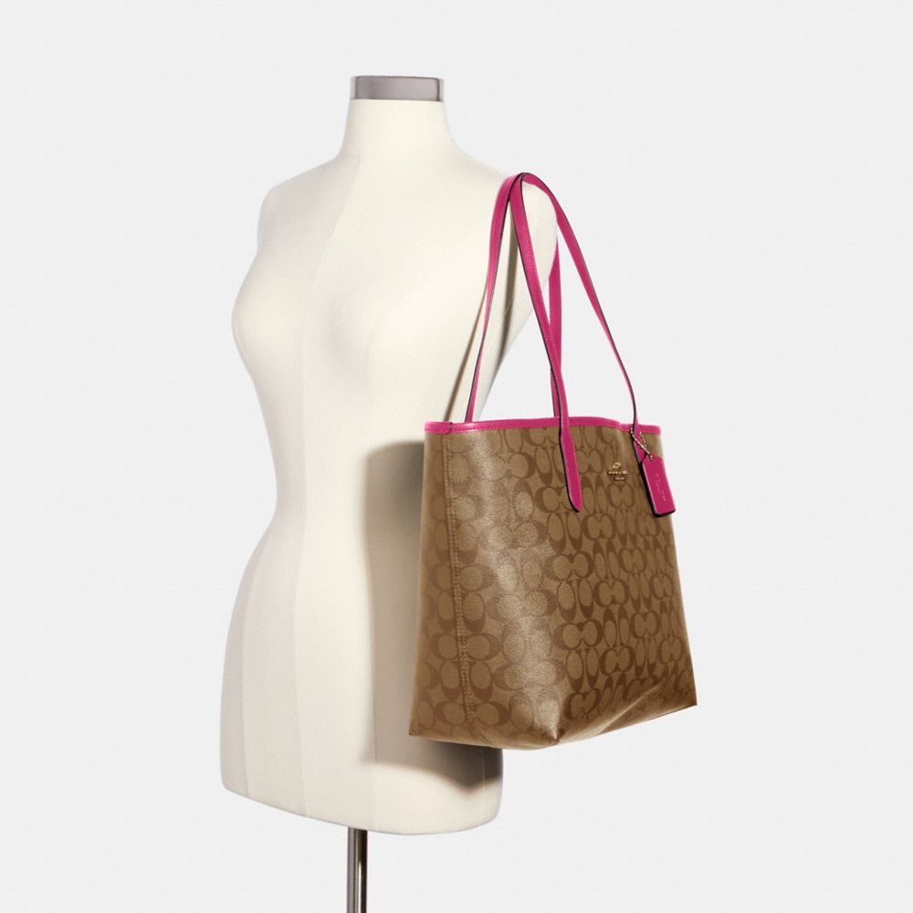 COACH®,City Tote Bag In Signature Canvas,Leather,Canvas,Tote,PVC,Logo,Gold Metal,Work,,Alternate View