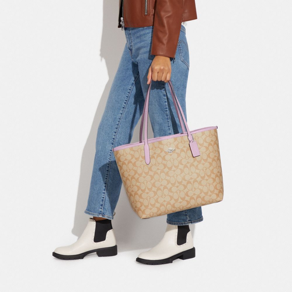 COACH®,City Tote Bag In Signature Canvas,Leather,Canvas,Tote,PVC,Logo,Gold Metal,Work,,Detail View