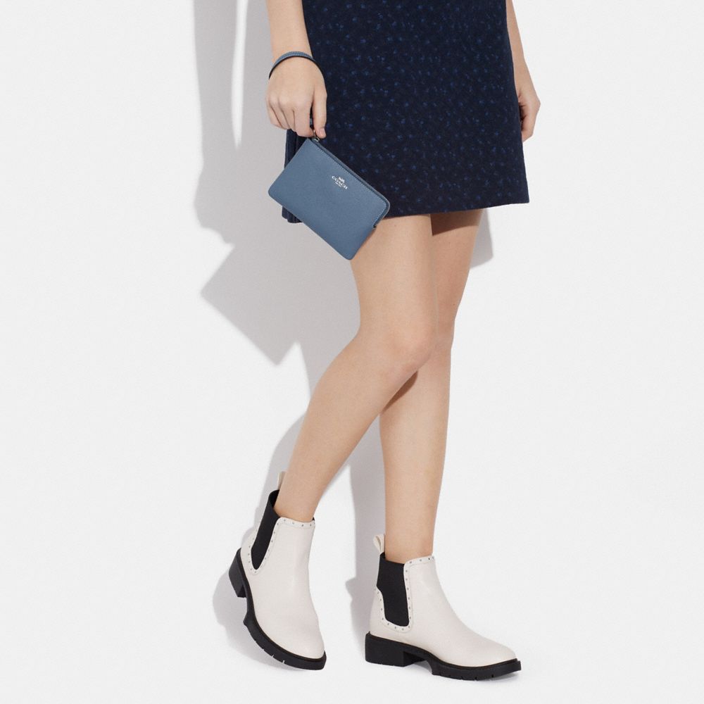 Corner Zip Wristlet | Bags | Coach