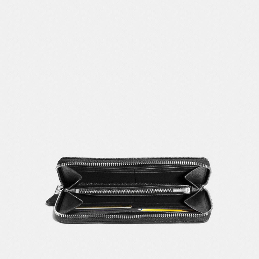 COACH®,Accordion Zip Wallet In Signature Jacquard,,Inside View,Top View