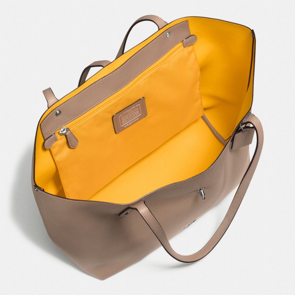 COACH®,MARKET TOTE,X-Large,Silver/Stone Yellow,Inside View,Top View