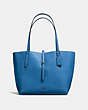 COACH®,MARKET TOTE IN PRINTED PEBBLE LEATHER,Leather,Large,DK/Lapis Teal Yankee Flrl,Front View