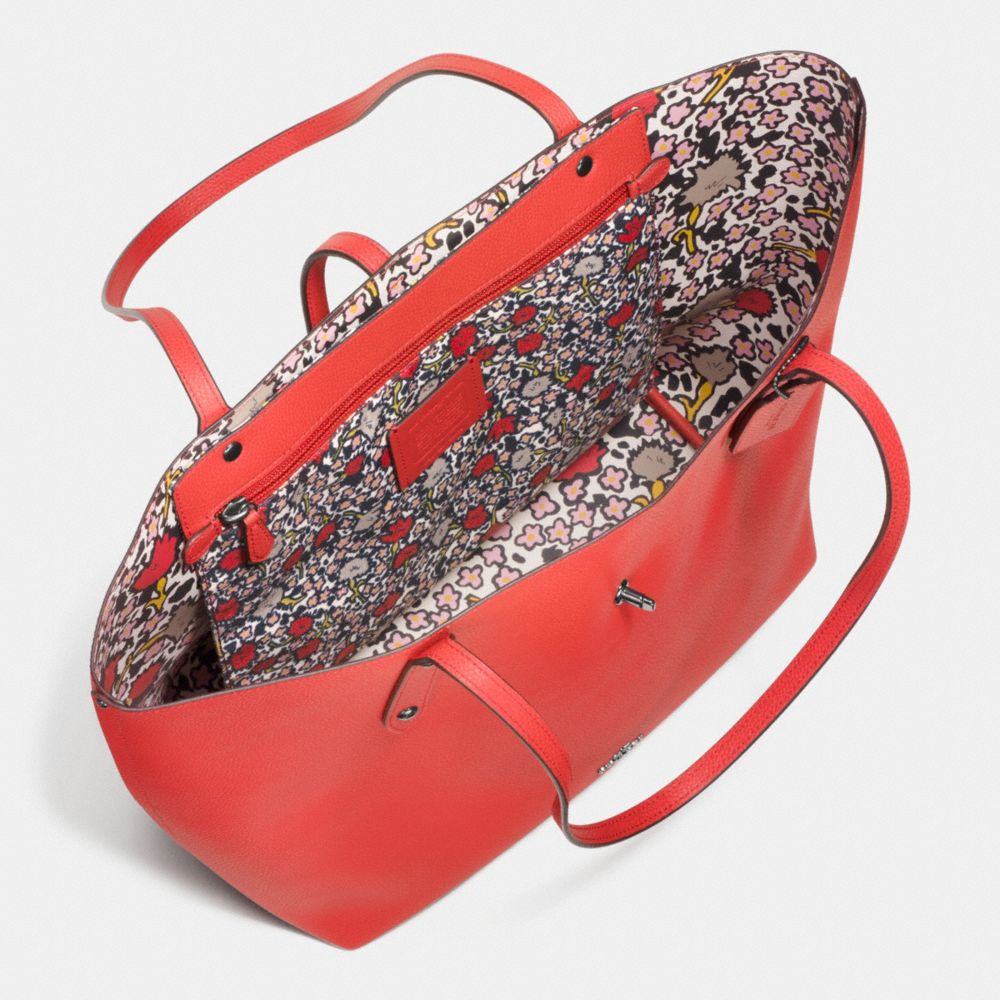 COACH®,Market Tote In Printed Pebble Leather,,Inside View,Top View