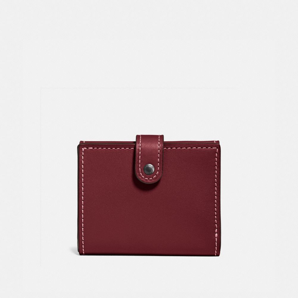 COACH®,Small Trifold Wallet,,Front View