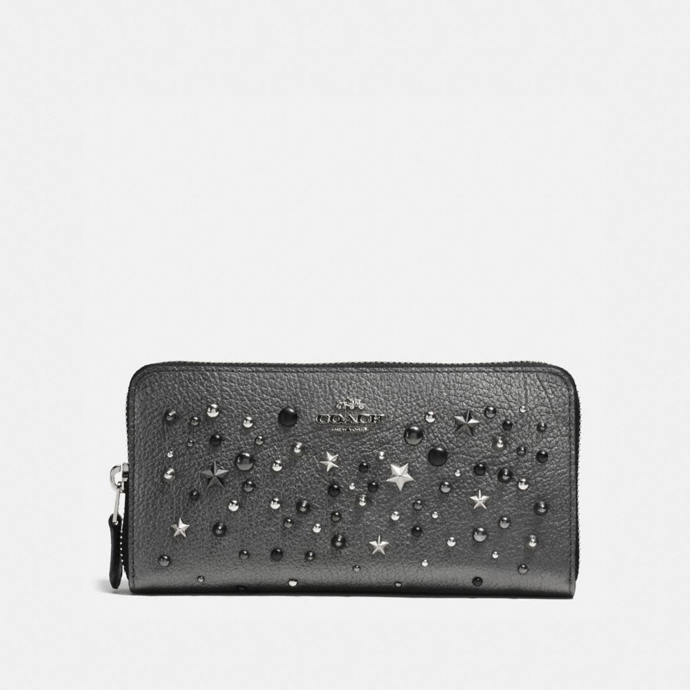 Coach star wallet sale