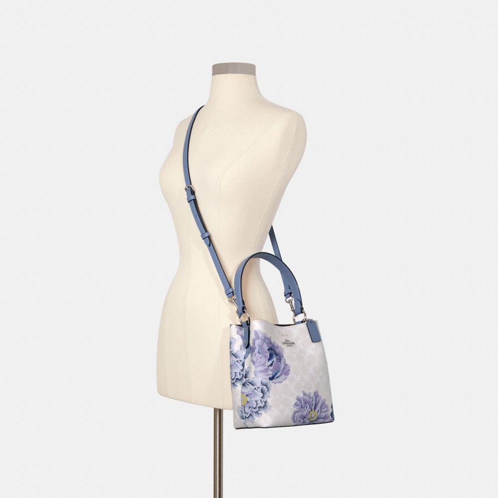 Town bucket bag in signature clearance canvas with kaffe fassett print