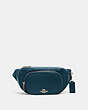 COACH®,SAC-CEINTURE COURT,Cuir galet,Or/Paon,Front View