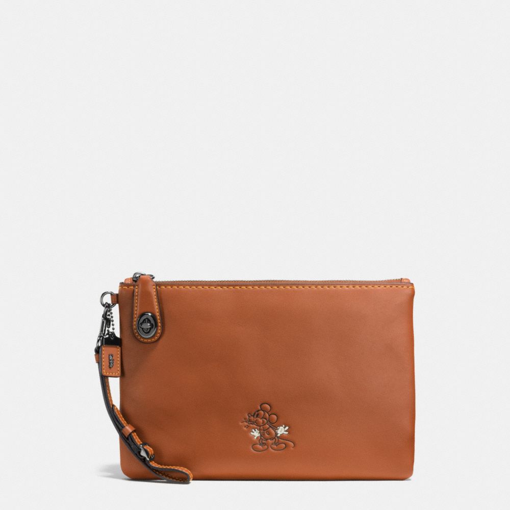 COACH®,MICKEY TURNLOCK WRISTLET IN GLOVETANNED LEATHER,Leather,Gunmetal/1941 Saddle,Front View