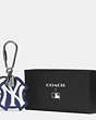 COACH®,Cuir,Ny Yankees,Front View