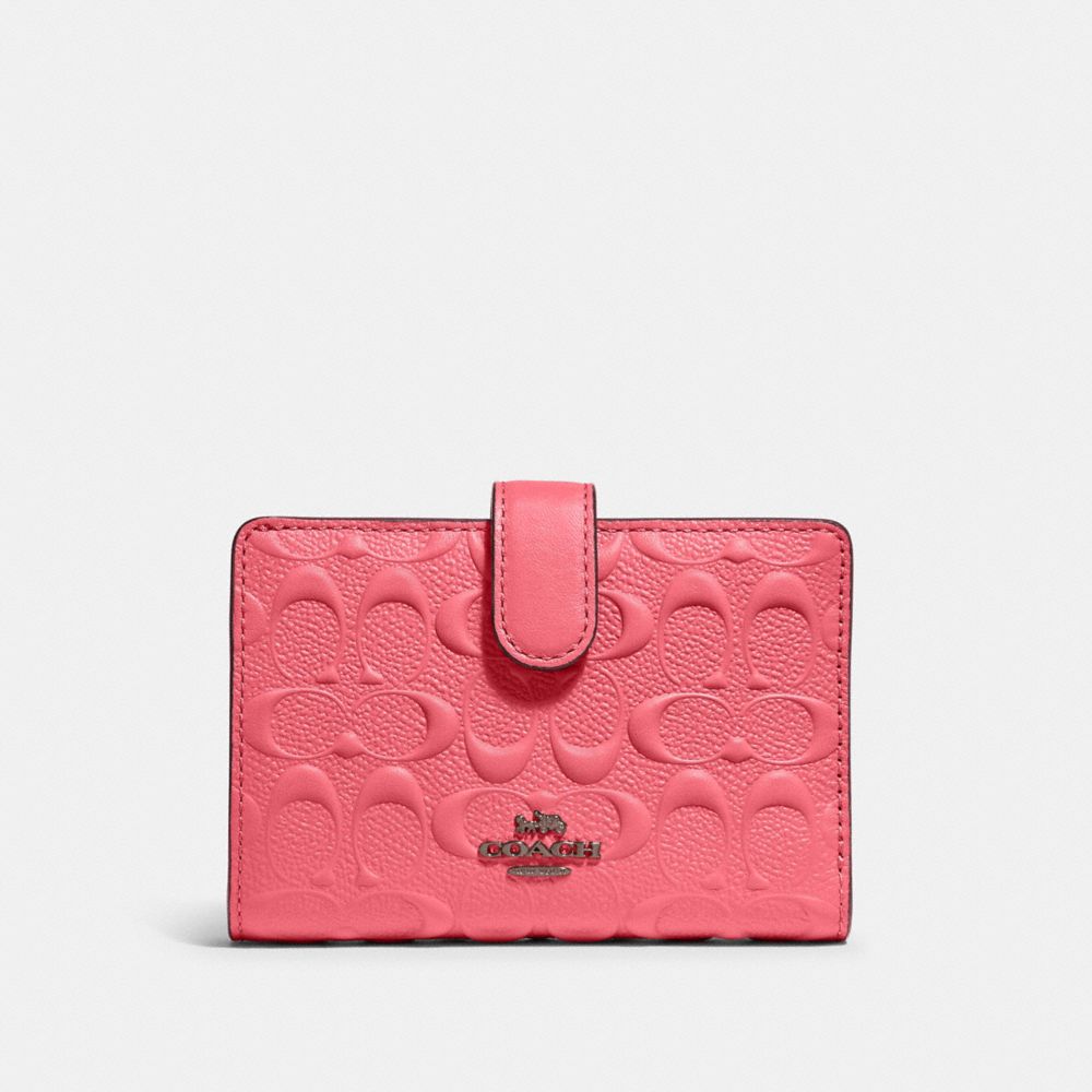 COACH® Outlet | Medium Corner Zip Wallet In Signature Leather