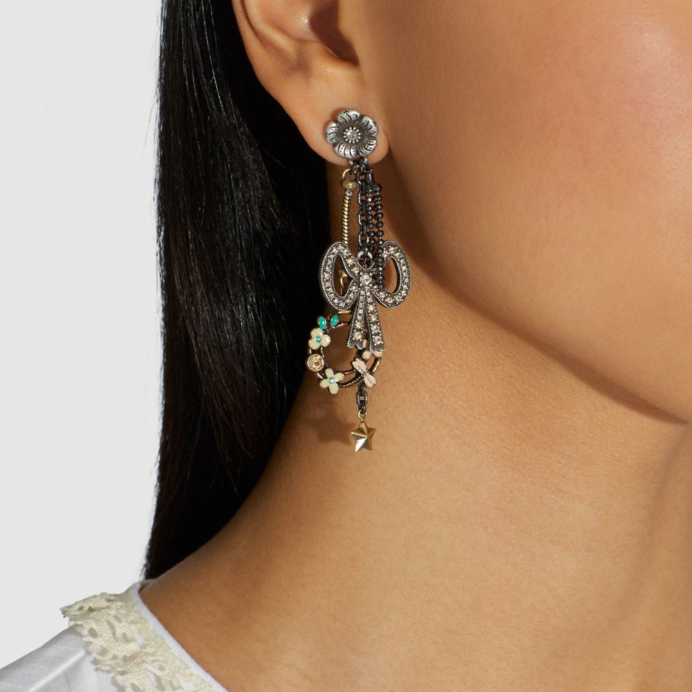 Boucles d'oreilles à breloque nœud