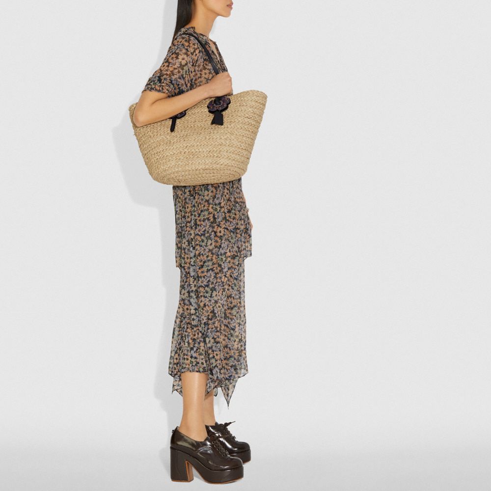 Woven Tote With Tea Rose